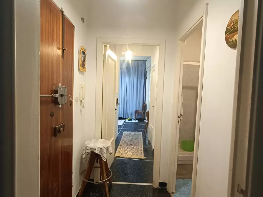 Immagine 31 di Bilocale in vendita  in Via Mantova 15 a Genova