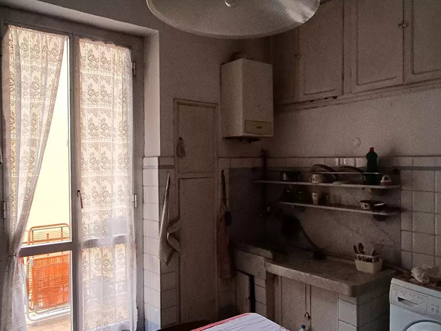 Immagine 18 di Appartamento in vendita  in Via Cornigliano 34 a Genova