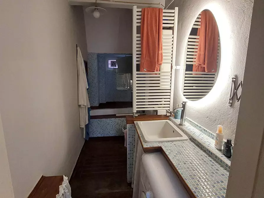 Immagine 19 di Trilocale in vendita  in Via San Pantaleo a Genova