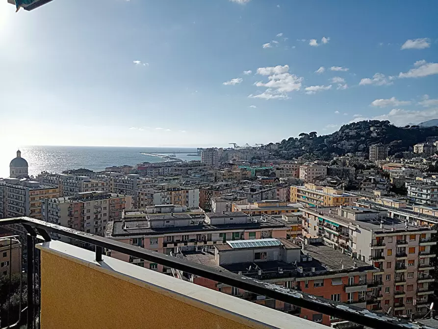 Immagine 9 di Trilocale in vendita  in Via Giovanni Opisso 183 a Genova
