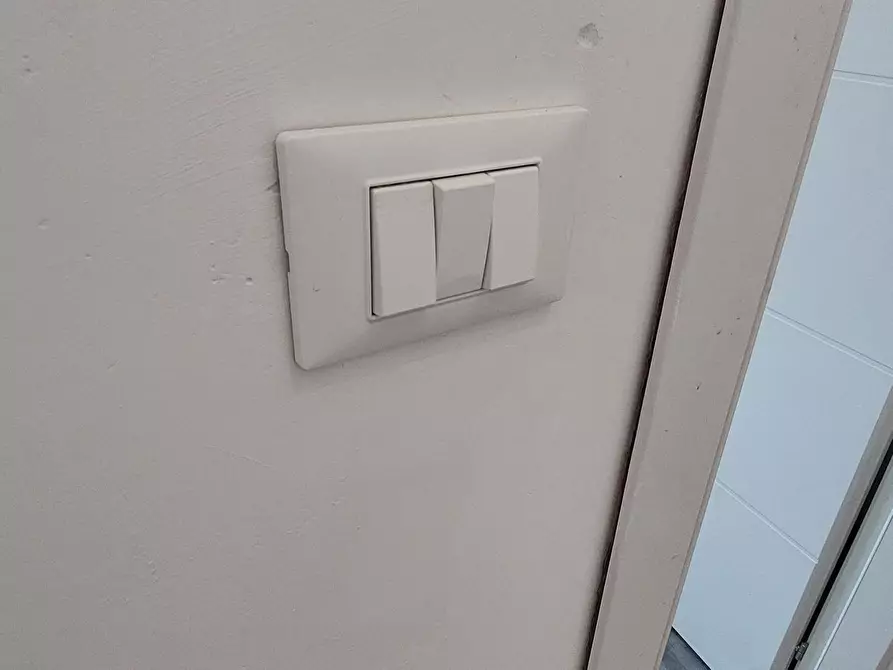 Immagine 33 di Trilocale in vendita  in Piazza Eugenio Marchese a Busalla