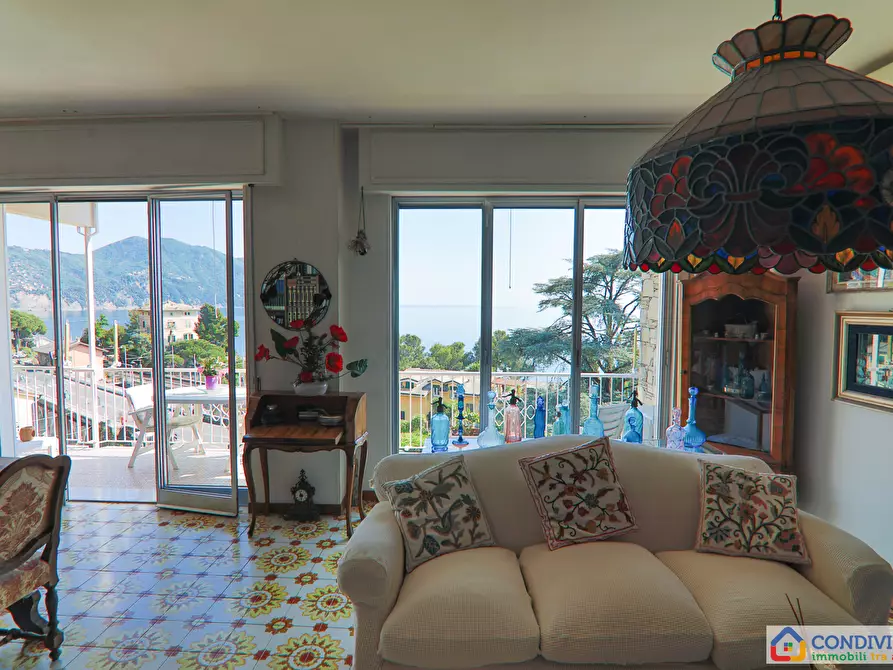 Immagine 16 di Appartamento in vendita  in Via Mulinetti 48 a Recco