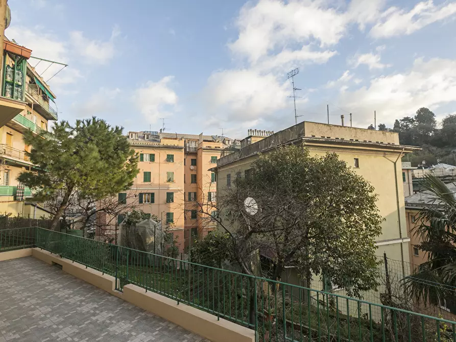 Immagine 50 di Pentalocale in vendita  in Via Venezia 12 a Genova