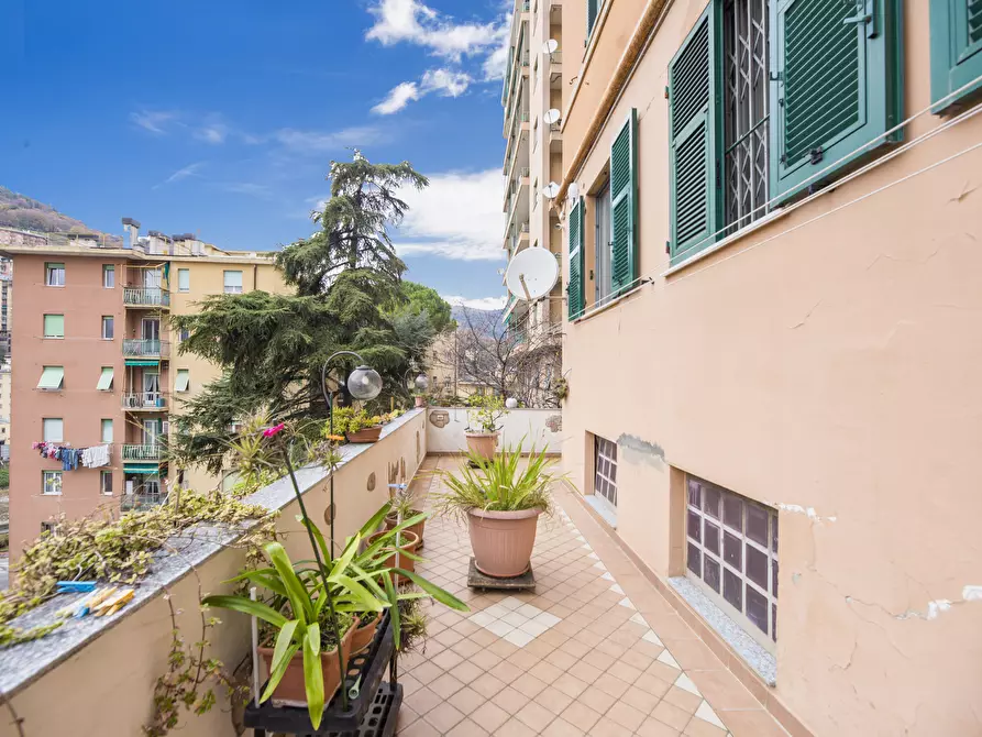 Immagine 15 di Appartamento in vendita  in Via Montenero a Genova