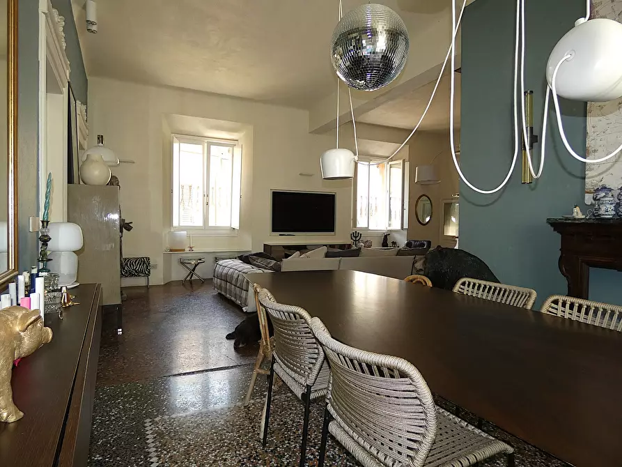 Immagine 3 di Appartamento in vendita  in Campetto 8A a Genova