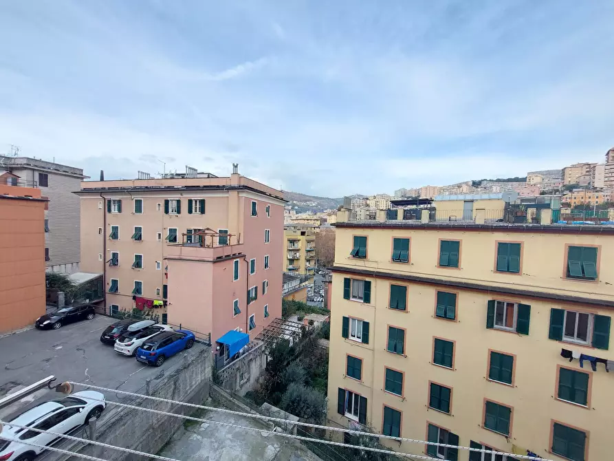 Immagine 31 di Trilocale in vendita  in Passo della Zebra a Genova