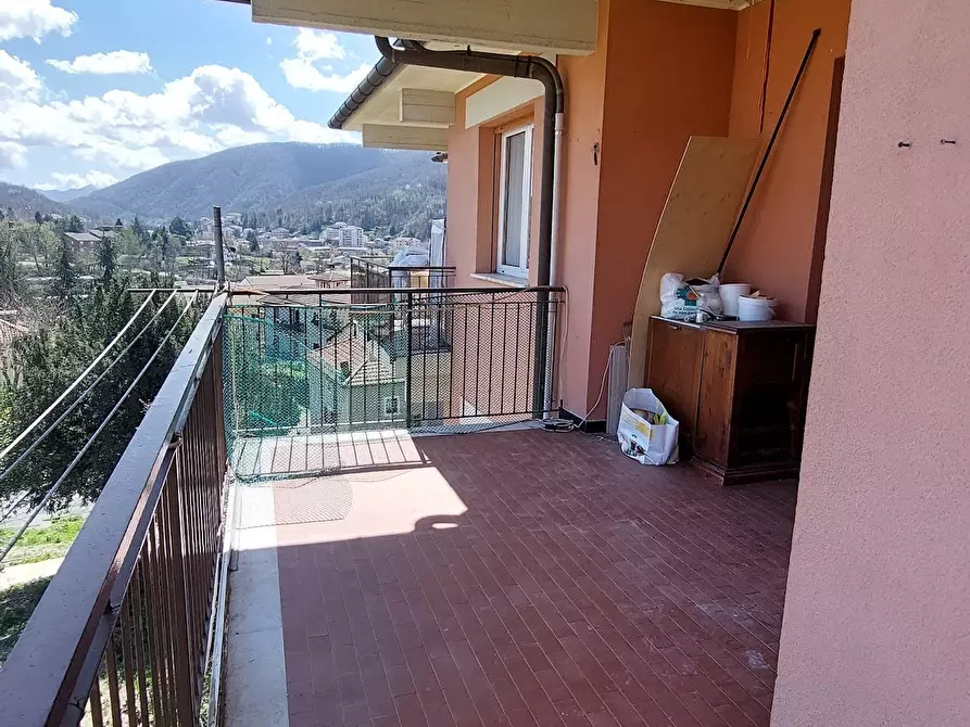 Immagine 37 di Trilocale in vendita  in Piazza Eugenio Marchese a Busalla