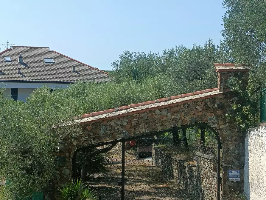 Immagine 94 di Villa in vendita  in Via Livio Canale 72 a Varazze