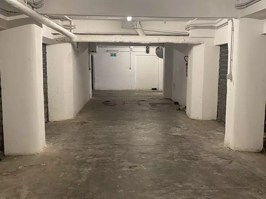 Immagine 7 di Garage in vendita  in Via Giovanni Guglielmo Longo 5 a Genova