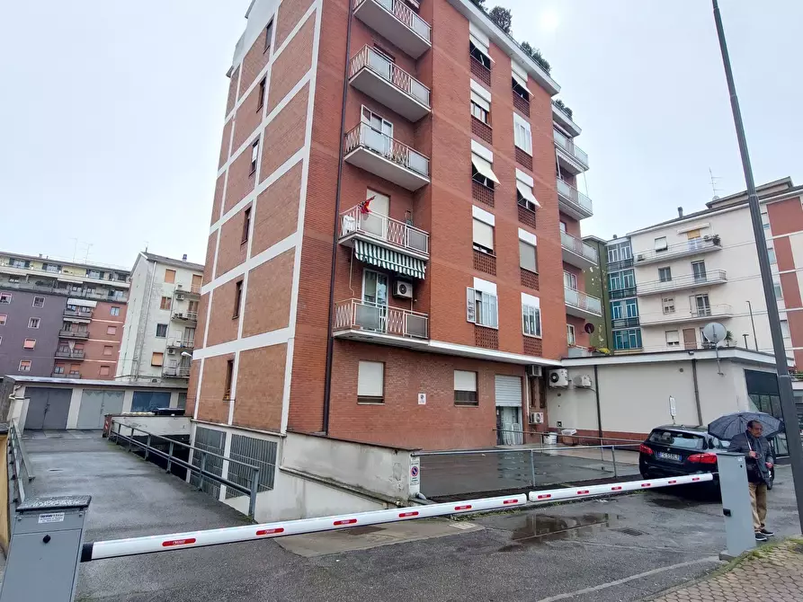 Immagine 1 di Trilocale in vendita  in Viale Dante Alighieri 122 a Piacenza