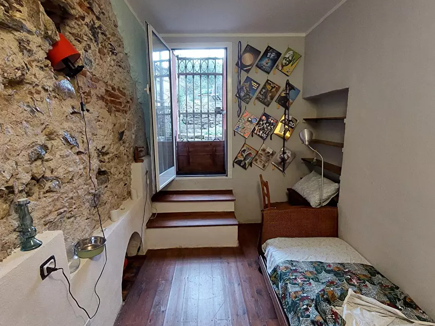 Immagine 12 di Trilocale in vendita  in Via San Pantaleo a Genova