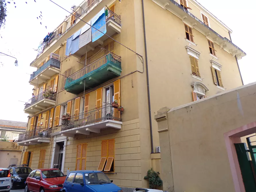 Immagine 8 di Appartamento in vendita  in Via Tonale 27 a Genova