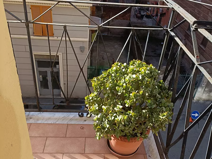 Immagine 35 di Pentalocale in vendita  in Via Paolo Antonio de Cavero 8 a Genova