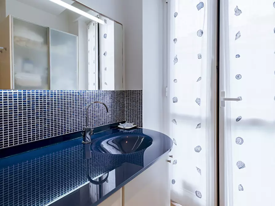 Immagine 20 di Quadrilocale in vendita  in Via Roma 45 a Alassio