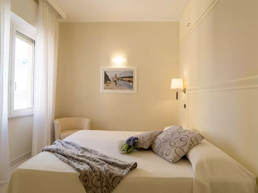 Immagine 10 di Bilocale in affitto  in Via Roma 48 a Alassio