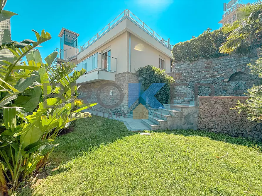 Immagine 44 di Villa in vendita  in Strada Panoramica San Bernardo 116-118 a Alassio