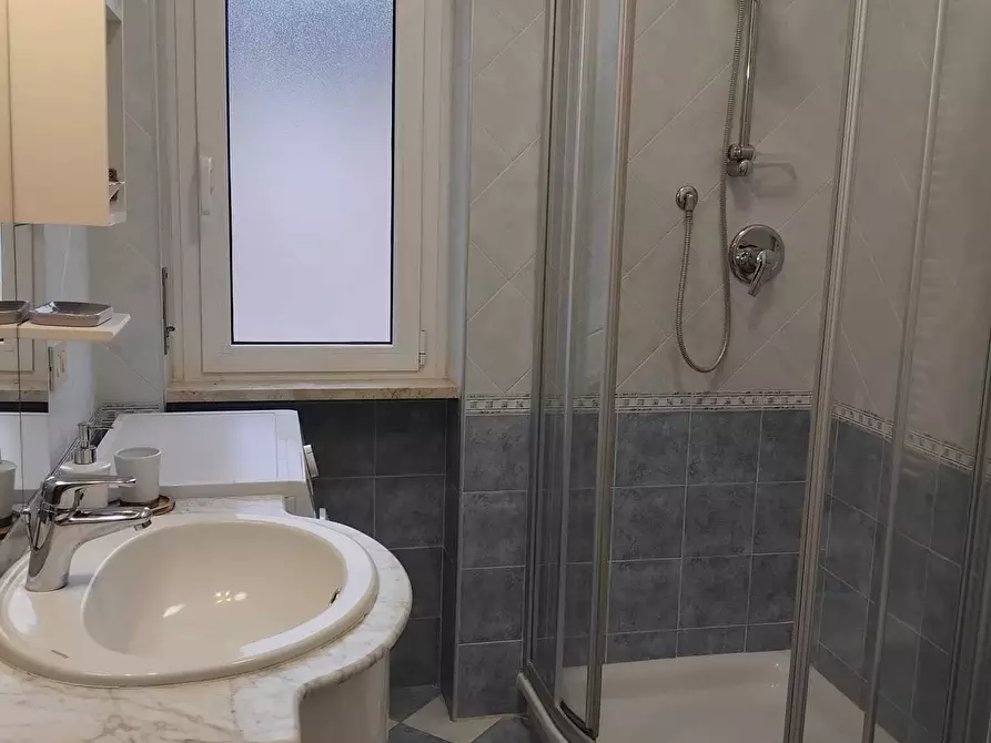 Immagine 11 di Bilocale in affitto  in Via Giotto 5 a Alassio