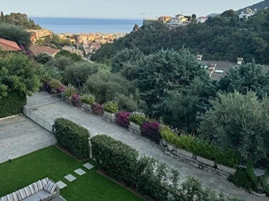 Immagine 49 di Villa in vendita  in Via Adelasia 139 a Alassio