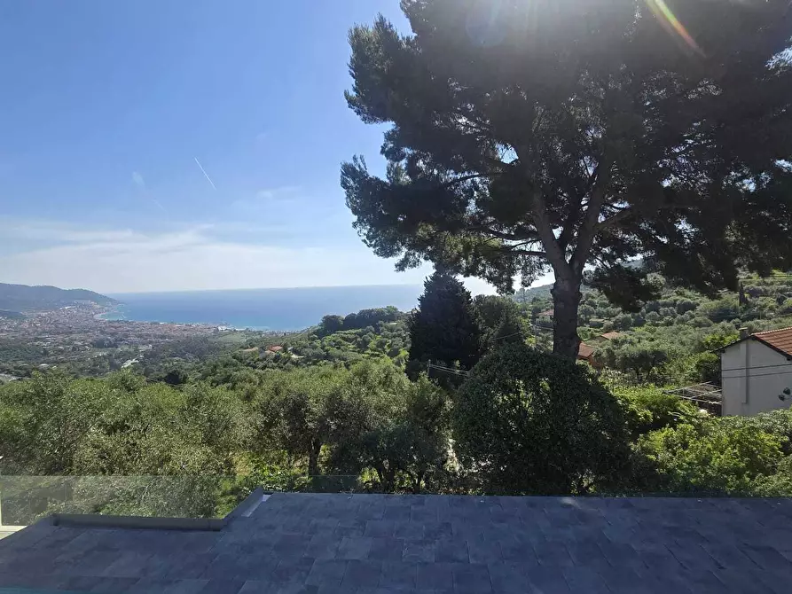 Immagine 44 di Villa in vendita  in Via San Leonardo 51 a Diano Marina