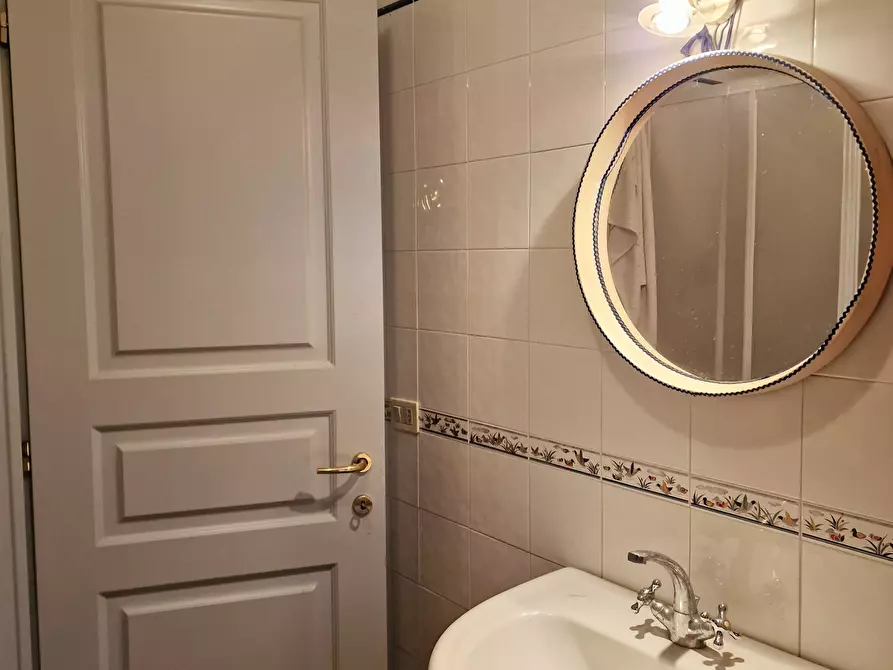 Immagine 38 di Rustico / casale in vendita  in Via del Casello a Corciano