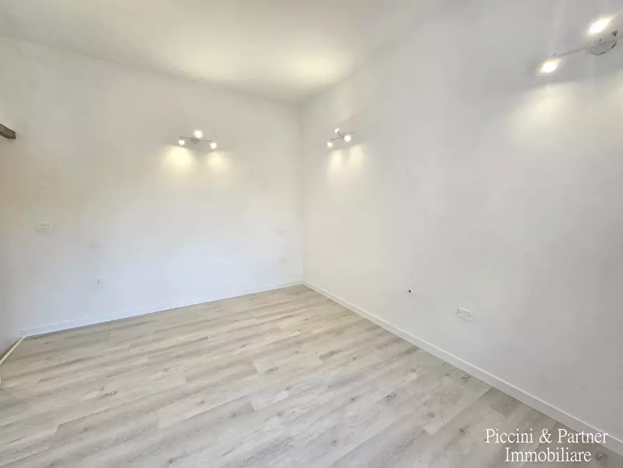 Immagine 15 di Terratetto in vendita  in Via del Giglio a Castiglione Del Lago