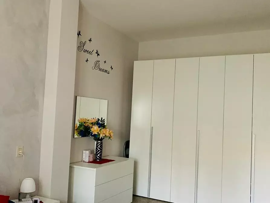 Immagine 23 di Quadrilocale in vendita  in Via Montecatini a Massa