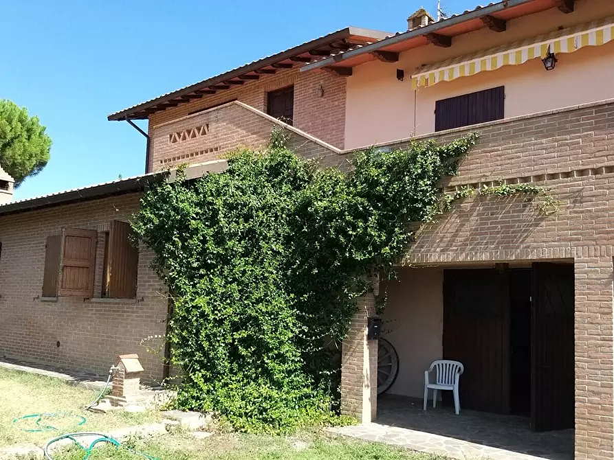 Immagine 3 di Rustico / casale in vendita  in Località Croce 68 a Castiglione Del Lago