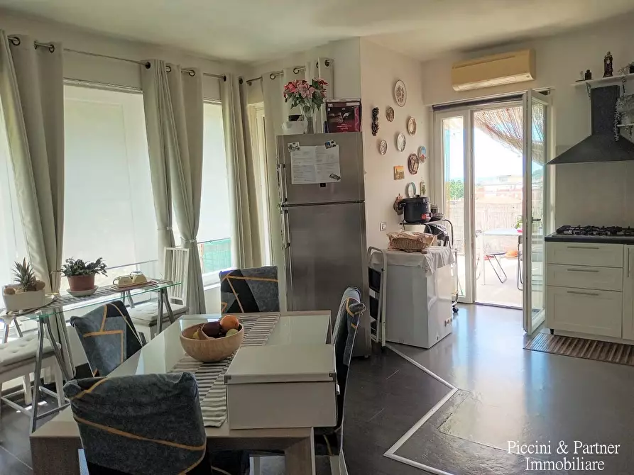 Immagine 9 di Attico in vendita  in Viale XX Settembre 5 a Carrara