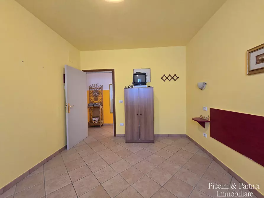 Immagine 47 di Rustico / casale in vendita  in Frazione Paradiso a Assisi