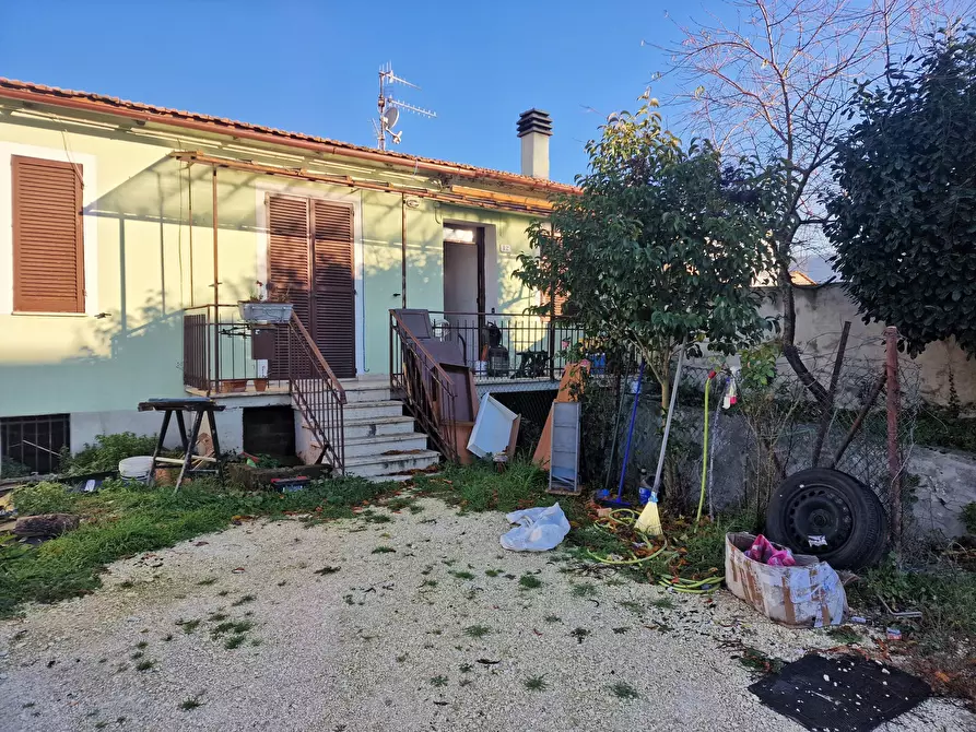 Immagine 1 di Porzione di casa in vendita  in Via dei Filosofi 151 a Spoleto