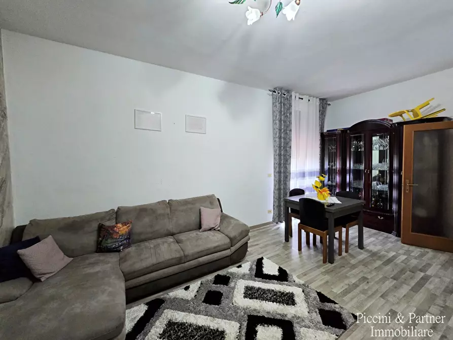 Immagine 8 di Quadrilocale in vendita  in Via Trento a Castiglione Del Lago