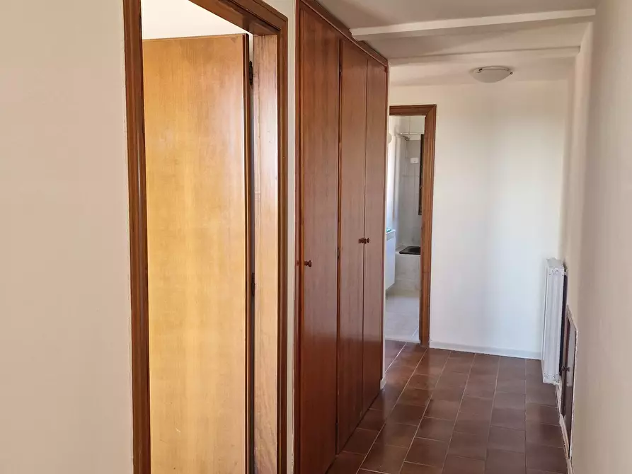 Immagine 26 di Pentalocale in vendita  in Via della Martinella 9A a Passignano Sul Trasimeno