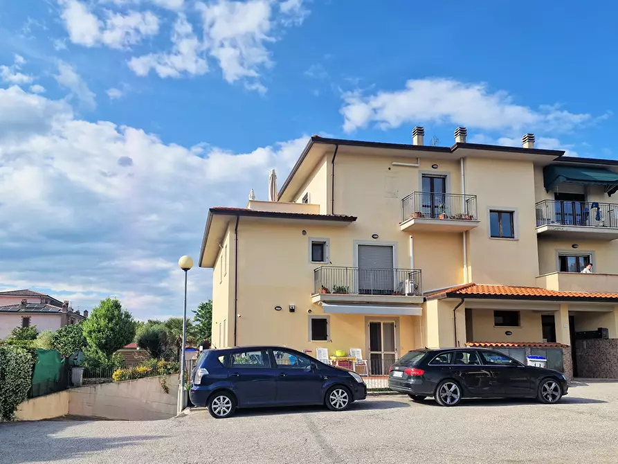 Immagine 1 di Pentalocale in vendita  in Strada Ponte Pattoli - Ponte Resina a Perugia