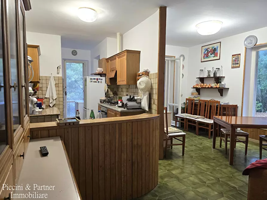 Immagine 11 di Villa in vendita  in Località Cinque Cerri a Bettona