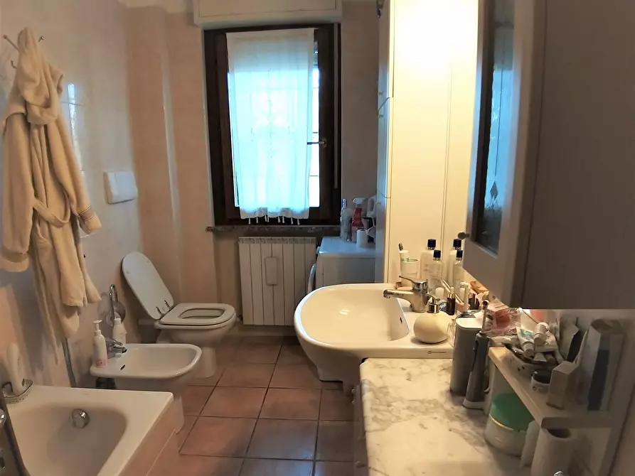 Immagine 29 di Porzione di casa in vendita  in Via dei Fiori a Passignano Sul Trasimeno