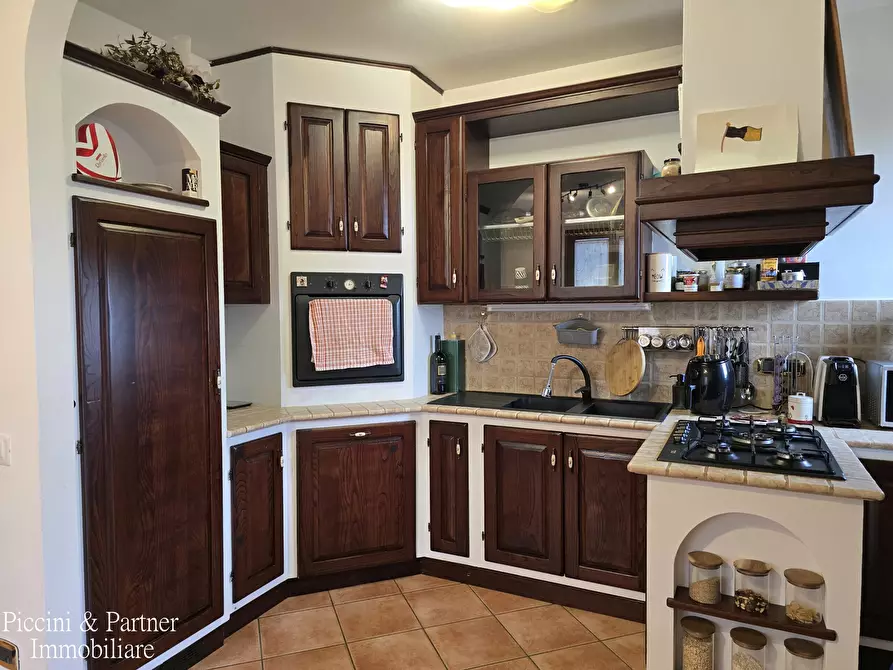 Immagine 12 di Pentalocale in vendita  in Via di Pretola a Paciano