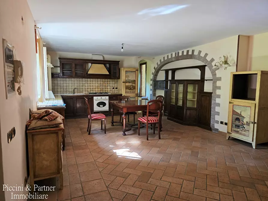 Immagine 16 di Baita in vendita  in Via dei Cespugli 10 a Passignano Sul Trasimeno