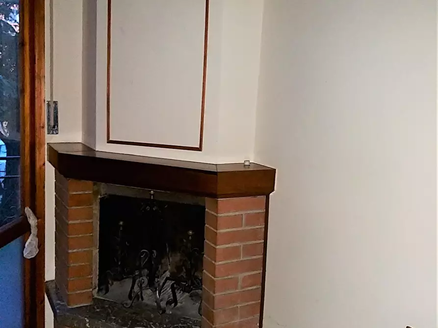 Immagine 4 di Bilocale in vendita  in Via Di Vittorio a Castiglione Del Lago