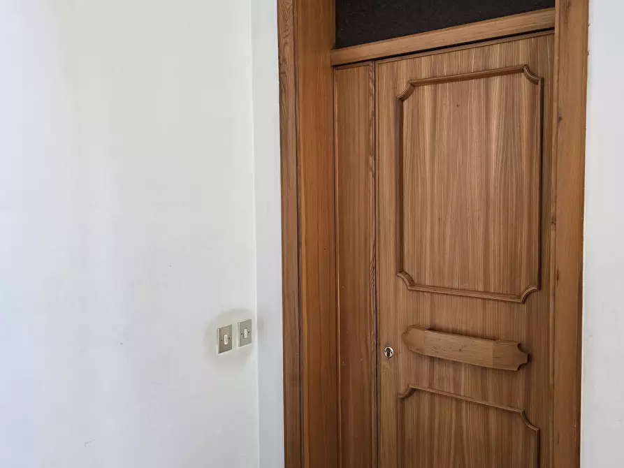 Immagine 7 di Pentalocale in vendita  in Via Pablo Neruda 2 a Corciano