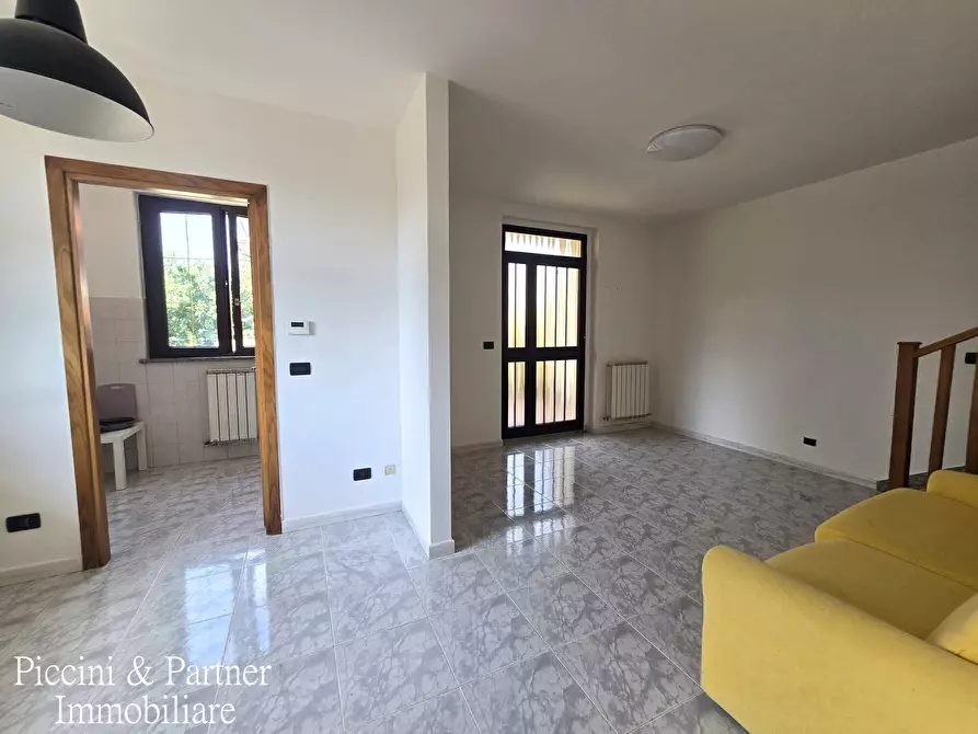 Immagine 10 di Porzione di casa in vendita  in Via del Fossatone a Magione