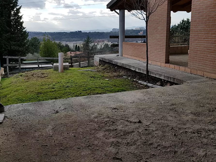 Immagine 12 di Villa in vendita  in Via Saturnia a Perugia