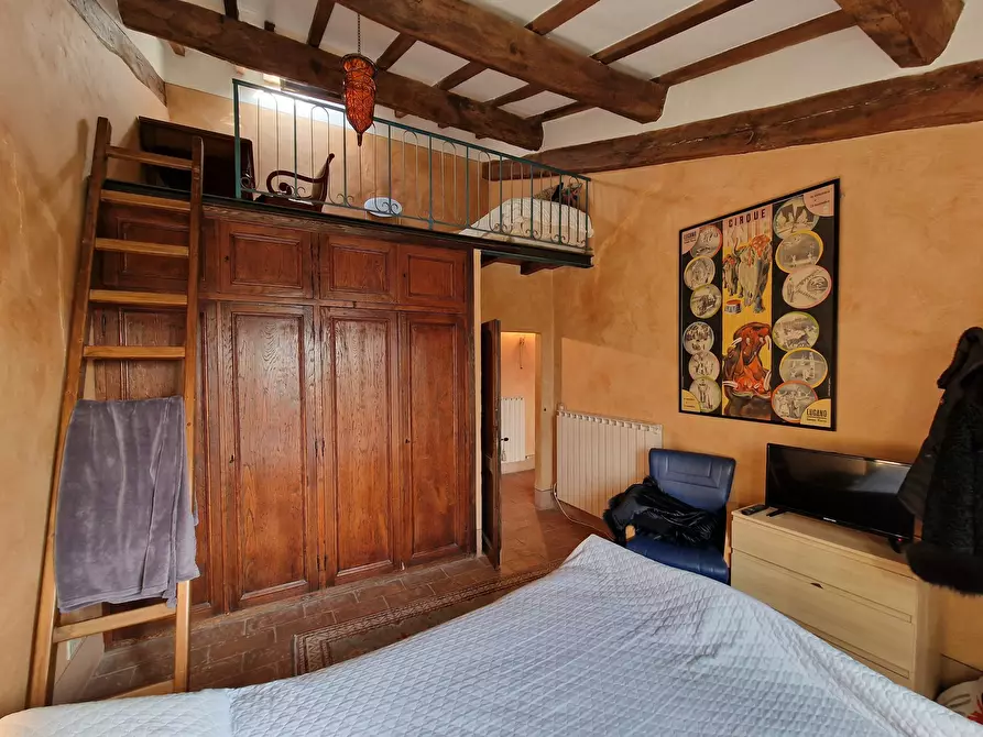 Immagine 24 di Rustico / casale in vendita  a Sarteano