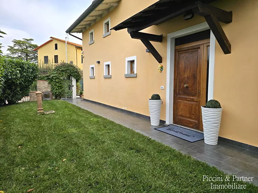 Immagine 9 di Villa in vendita  in C.a. Monsigliolo a Cortona