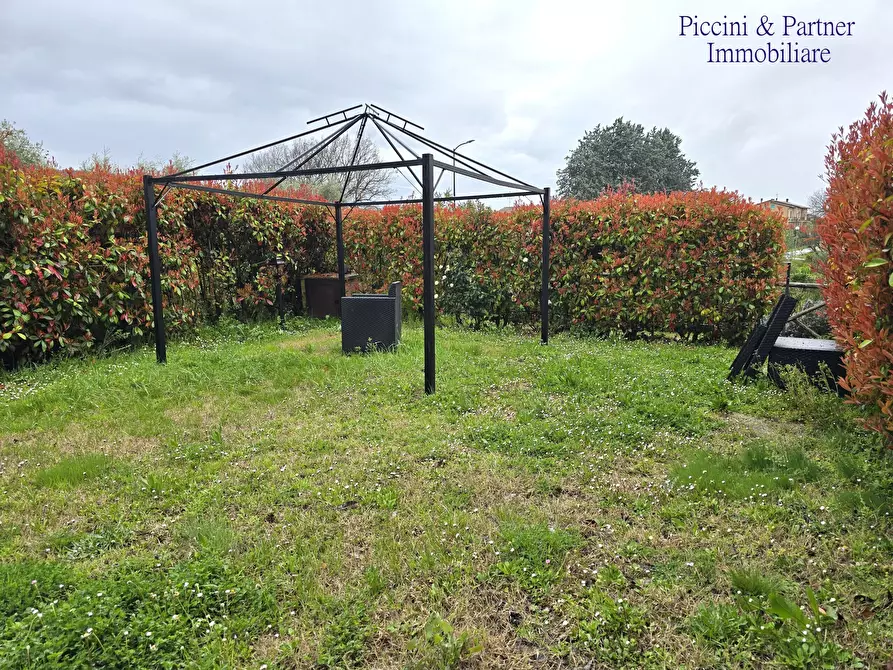 Immagine 57 di Pentalocale in vendita  in Via di Pretola a Paciano