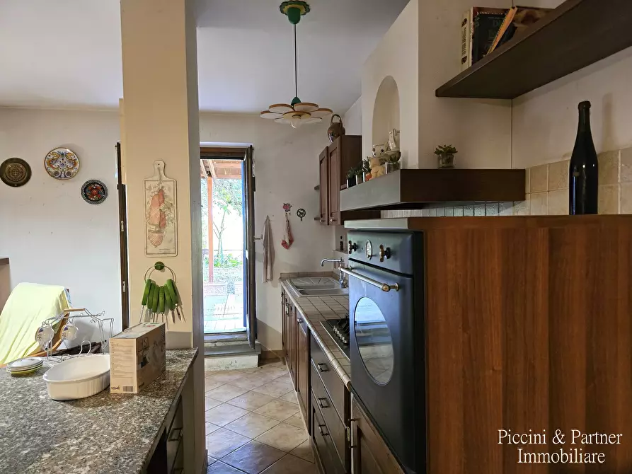 Immagine 15 di Villa in vendita  in Strada Monte Bagnolo Valbiancara a Perugia