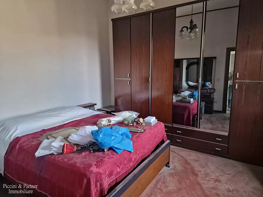 Immagine 17 di Pentalocale in vendita  in Via dei Partigiani 57 a Castiglione Del Lago