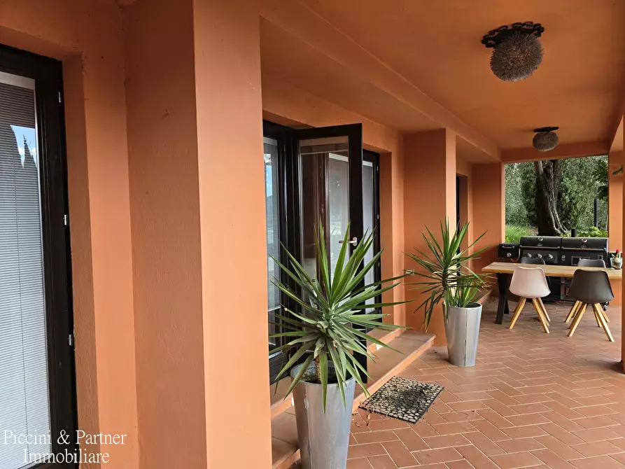 Immagine 14 di Villa in vendita  in Via dei Romani a Magione