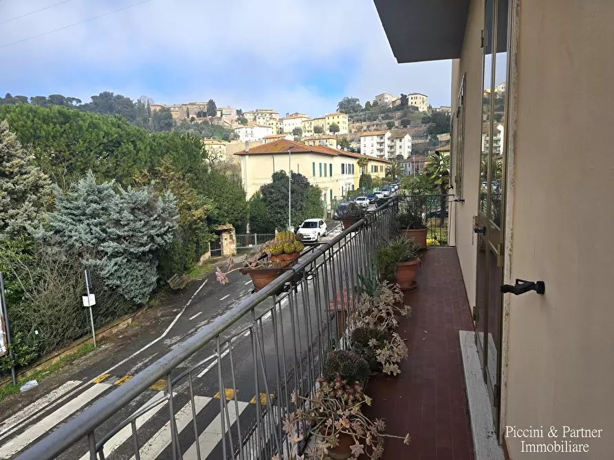 Immagine 1 di Pentalocale in vendita  in Via Fratelli Rosselli a Chiusi