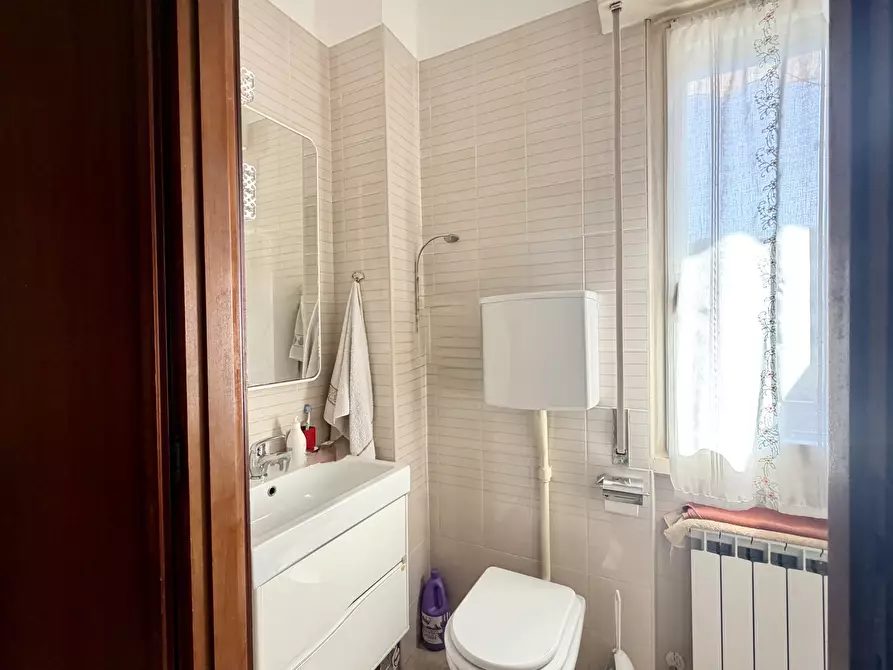 Immagine 16 di Bilocale in vendita  in Via Paolo Borsellino 9 a Diano Castello