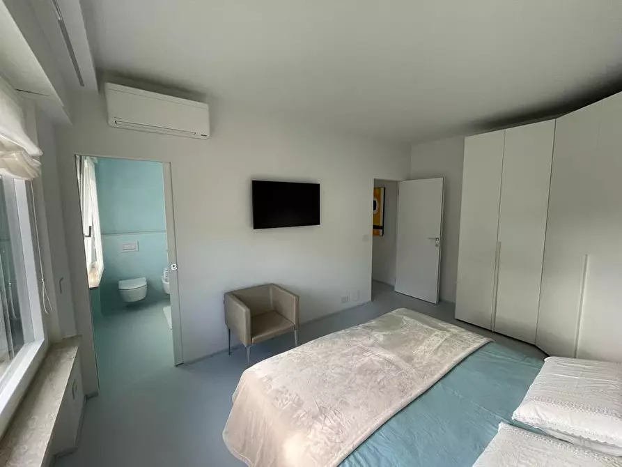 Immagine 18 di Trilocale in vendita  in Corso Giuseppe Mazzini 181 a San Remo